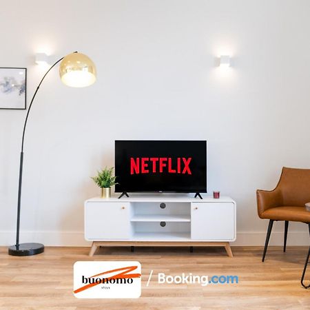 Two Bedroom Apartment At Buonomo Stays Short Lets & Serviced Accommodation Close To Wimbledon Tennis Courts Лондон Екстериор снимка